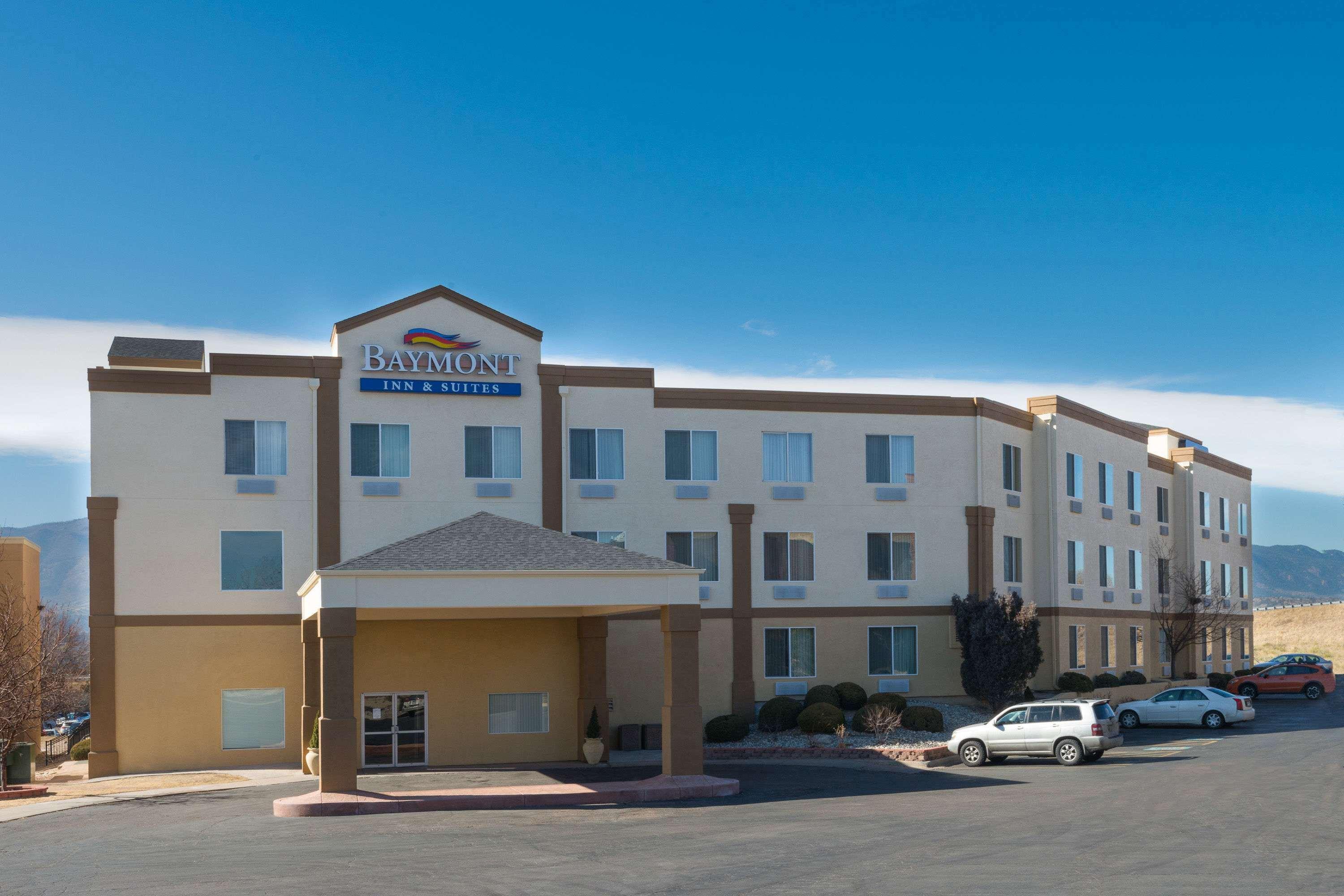 Baymont By Wyndham Colorado Springs Hotel Bagian luar foto