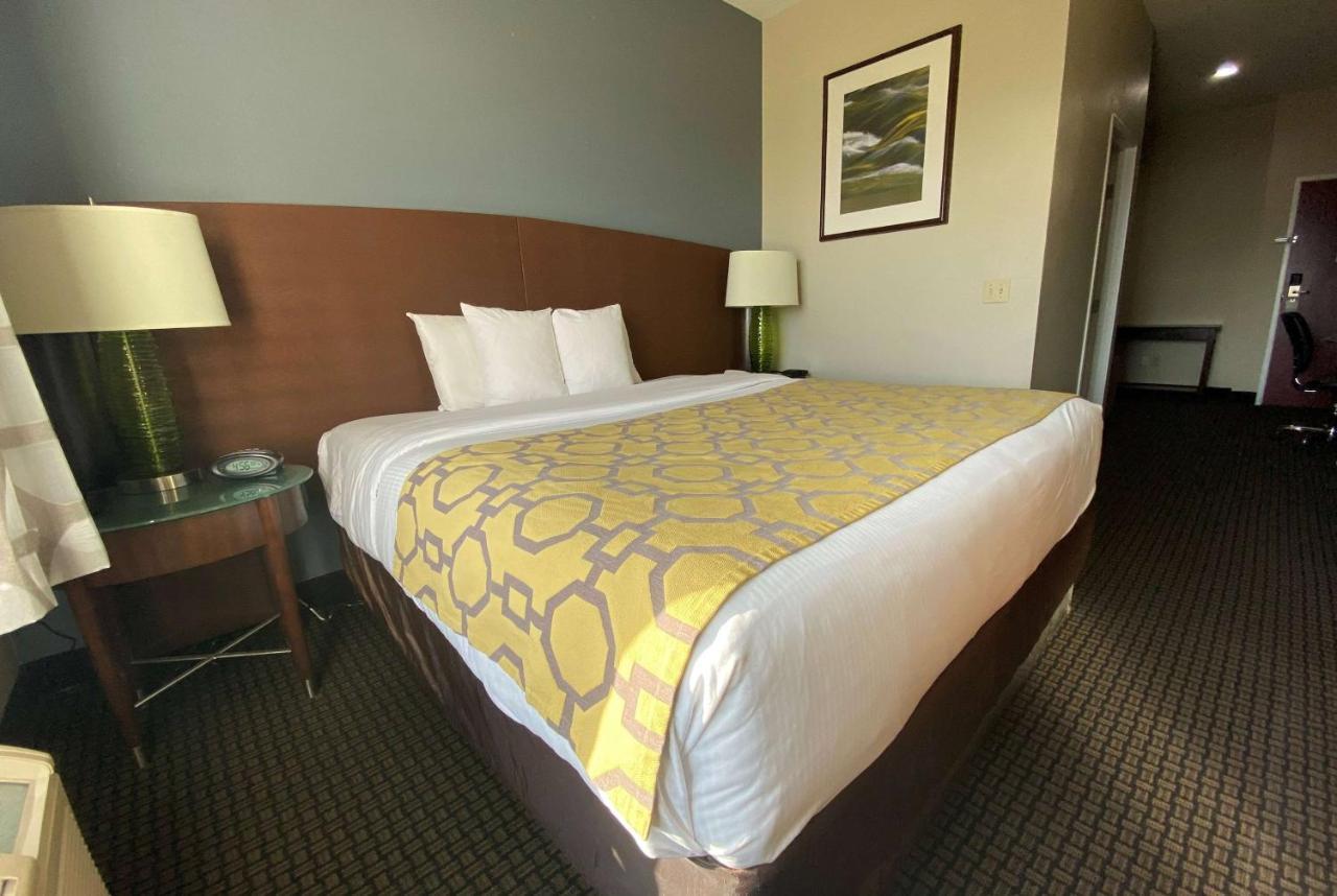 Baymont By Wyndham Colorado Springs Hotel Bagian luar foto