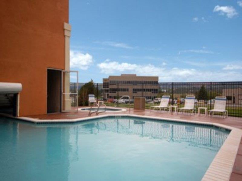 Baymont By Wyndham Colorado Springs Hotel Bagian luar foto