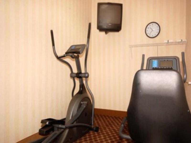 Baymont By Wyndham Colorado Springs Hotel Bagian luar foto