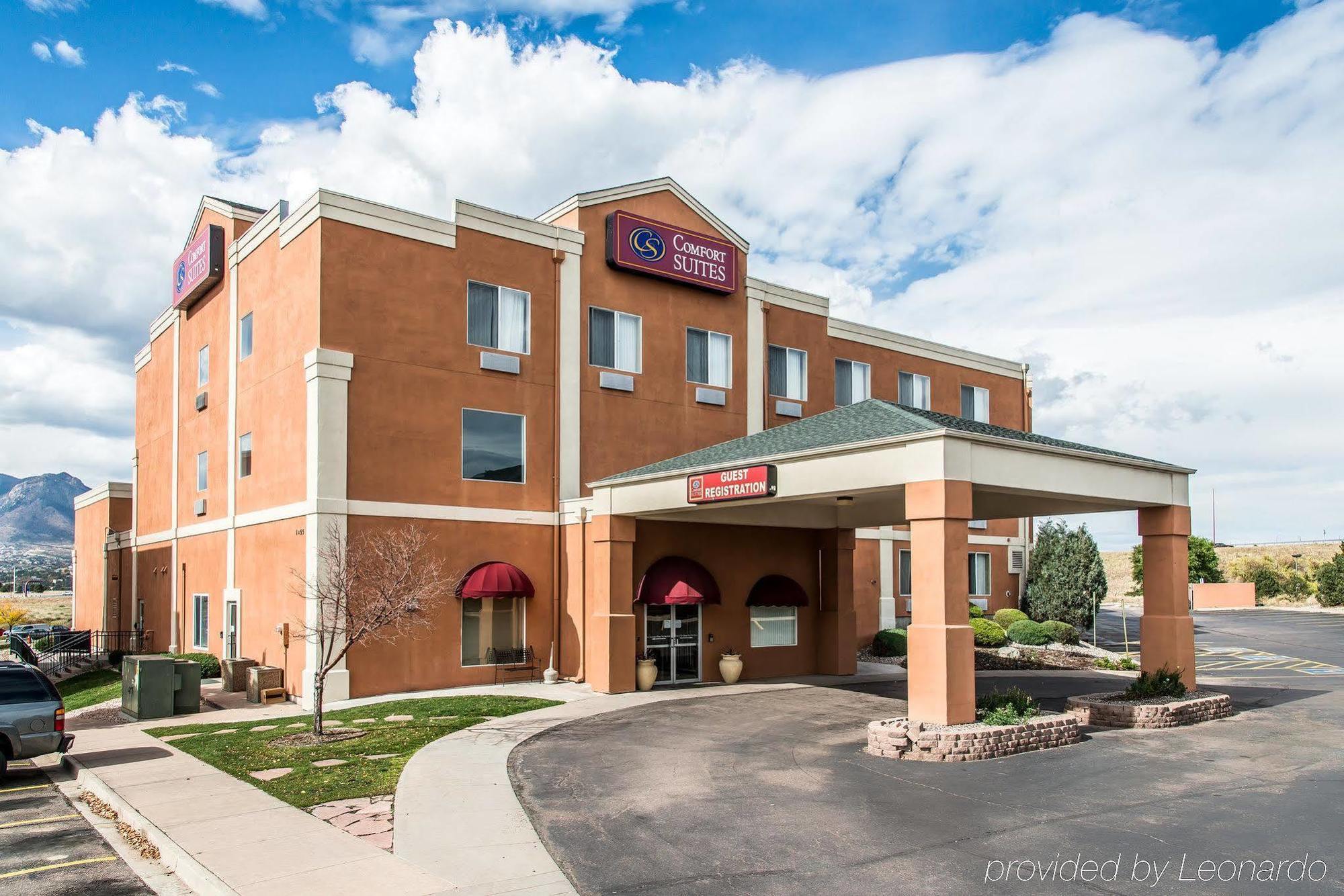 Baymont By Wyndham Colorado Springs Hotel Bagian luar foto