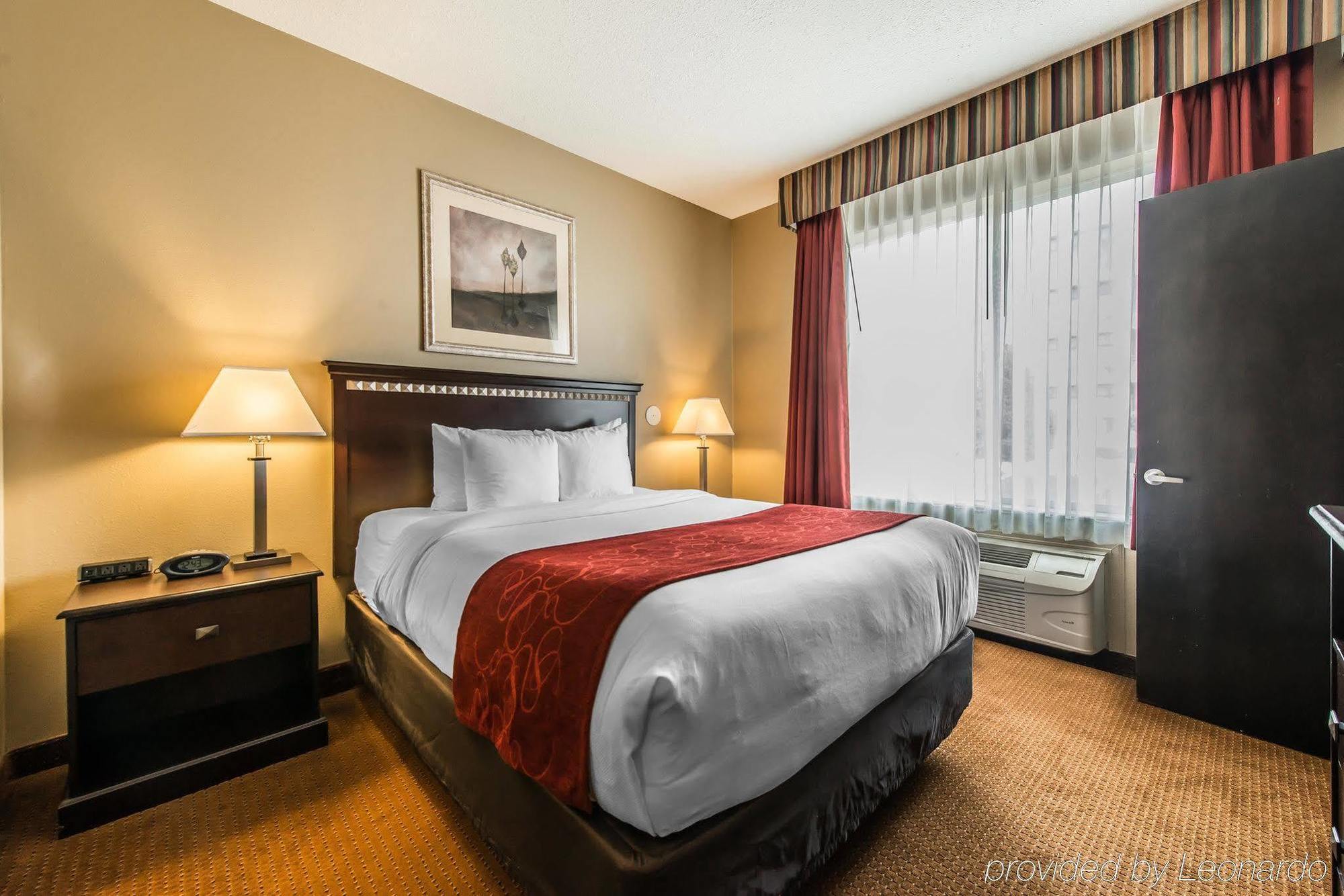 Baymont By Wyndham Colorado Springs Hotel Bagian luar foto