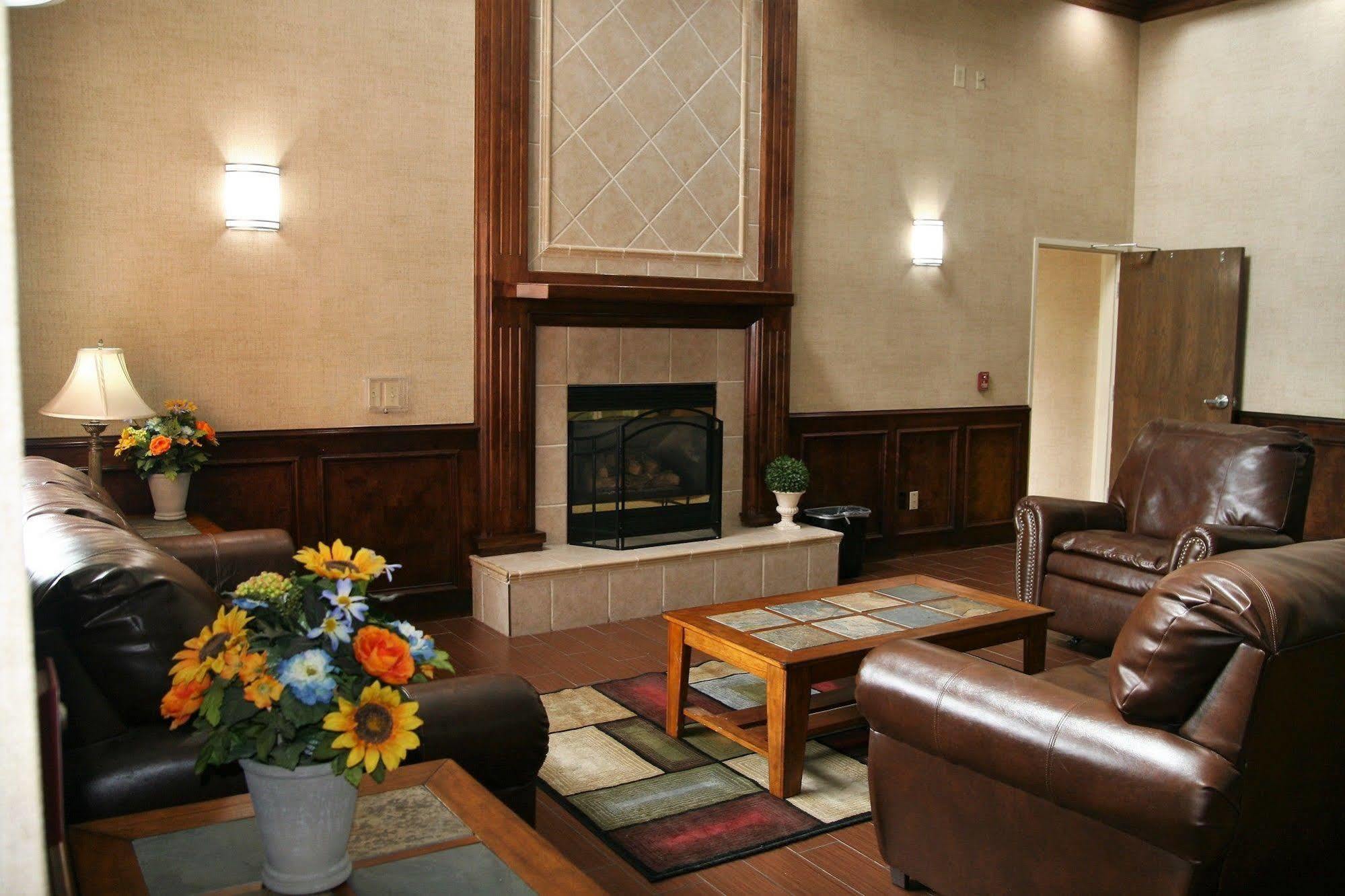 Baymont By Wyndham Colorado Springs Hotel Bagian luar foto