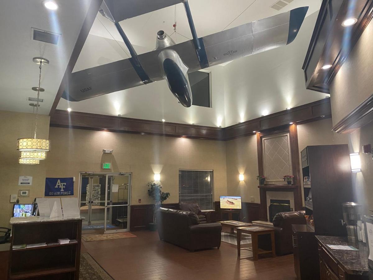 Baymont By Wyndham Colorado Springs Hotel Bagian luar foto