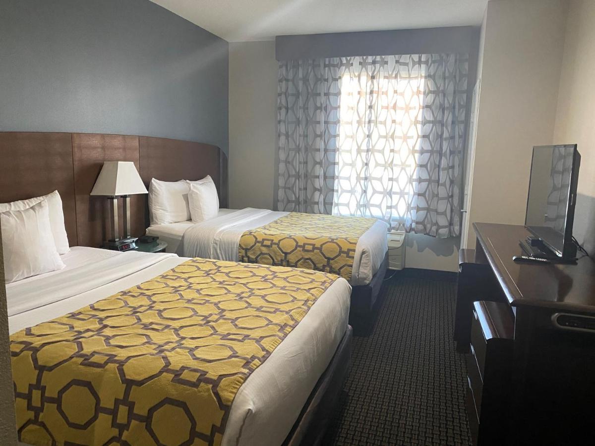 Baymont By Wyndham Colorado Springs Hotel Bagian luar foto